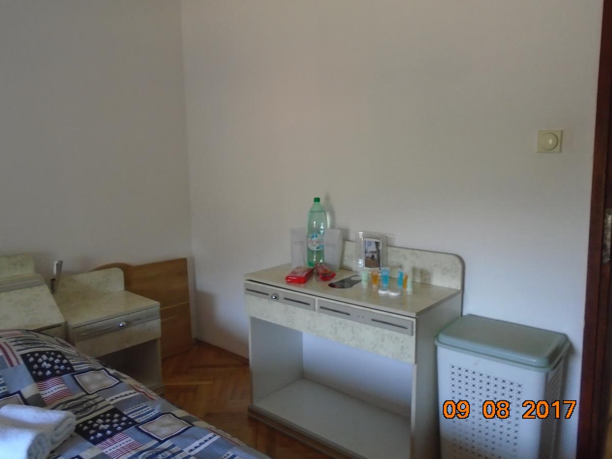Guesthouse Kuzmanovic Guca Bagian luar foto